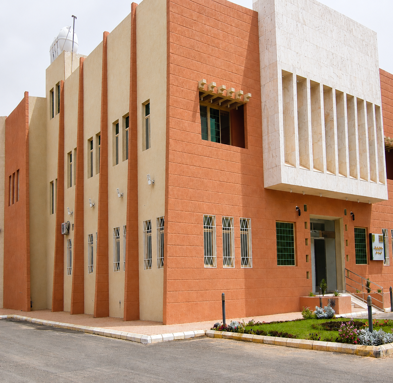 مبنى التطوير بمنطقة القصيم